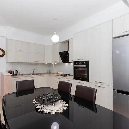 Apartamento Imperial Visar Pirro *