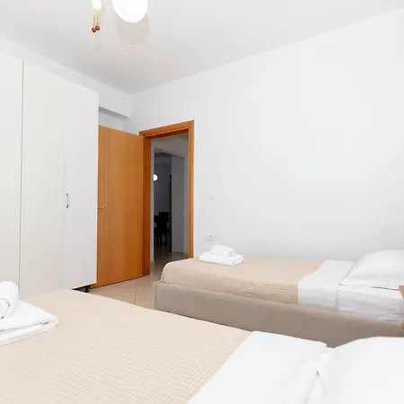 Imperial Visar Pirro 公寓