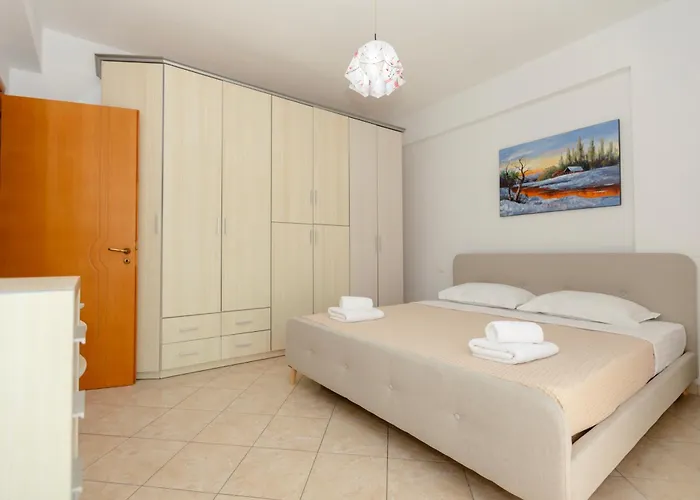 Imperial Visar Pirro * Vlorë