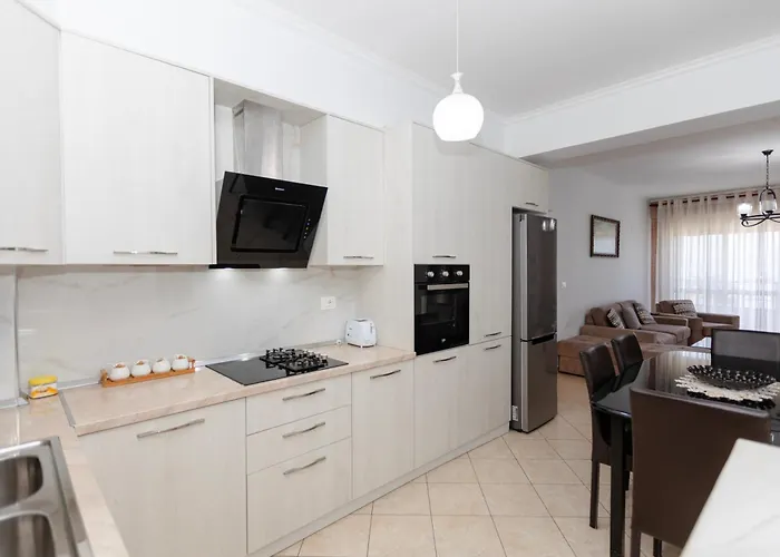 Imperial Visar Pirro *