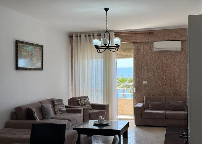 Imperial Visar Pirro *